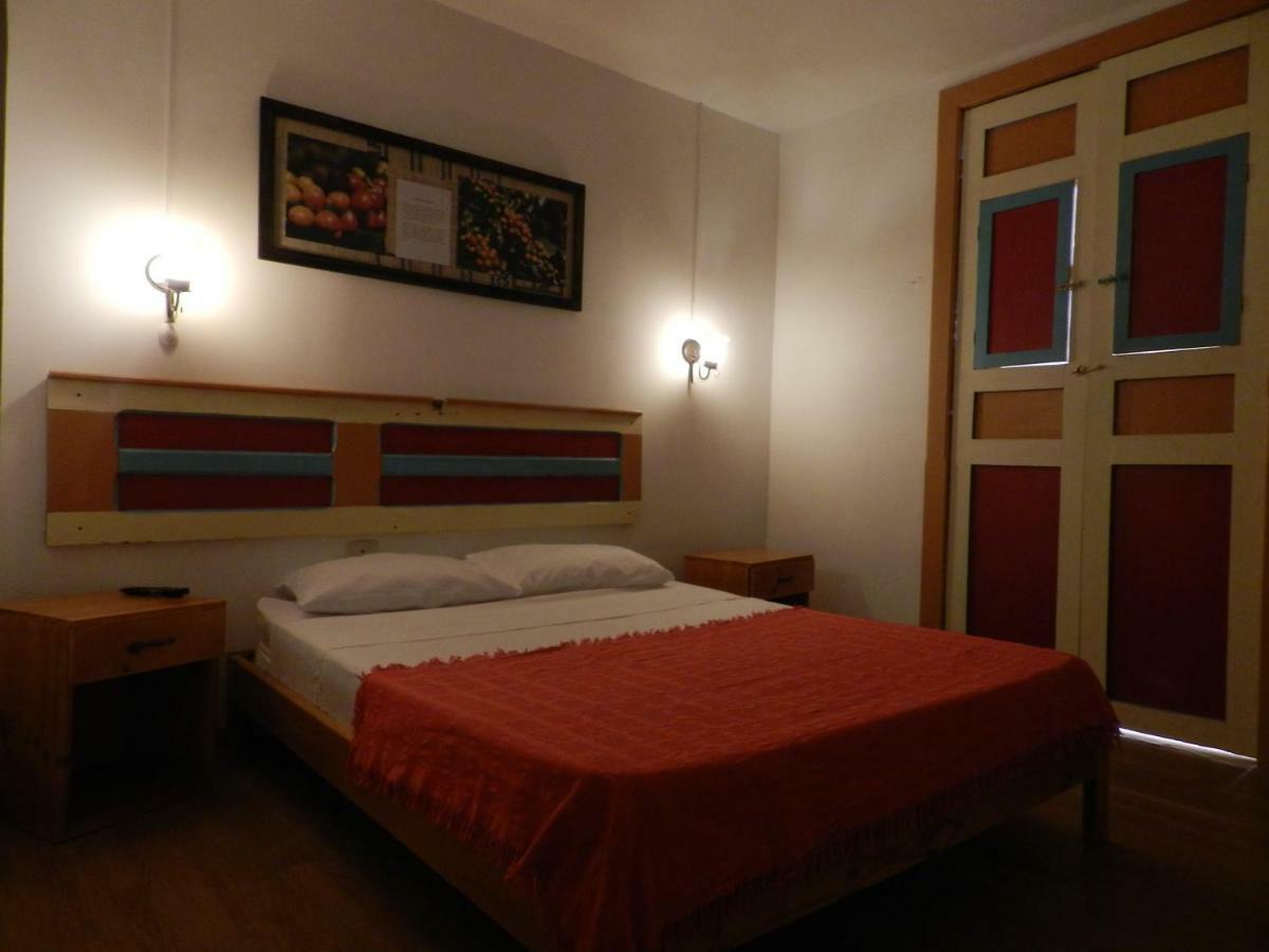 Hostal Don Jose Santa Rosa de Cabal Bagian luar foto