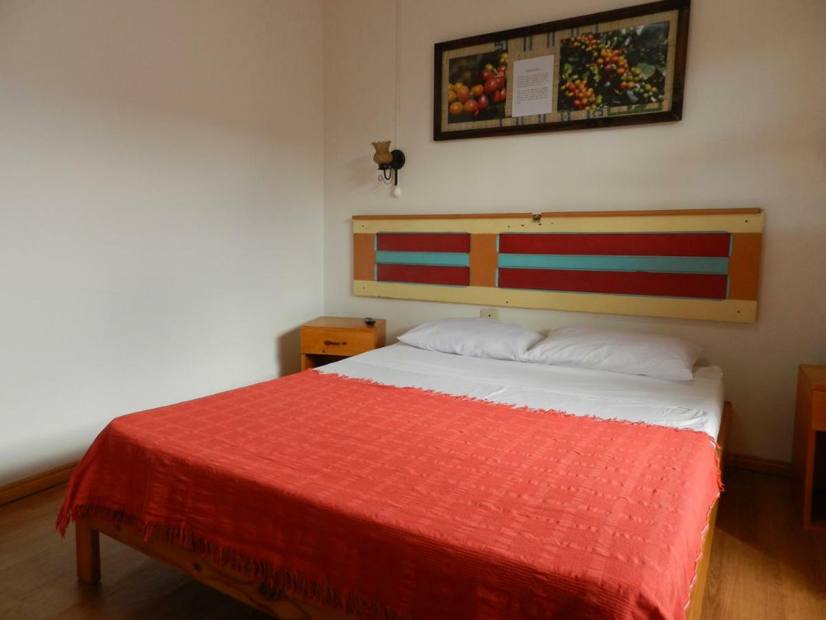 Hostal Don Jose Santa Rosa de Cabal Bagian luar foto